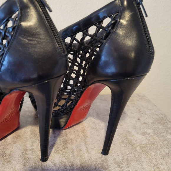 Black Louboutin Caged Strappy Leather Bootie Heels 39 - Picture 7 of 10
